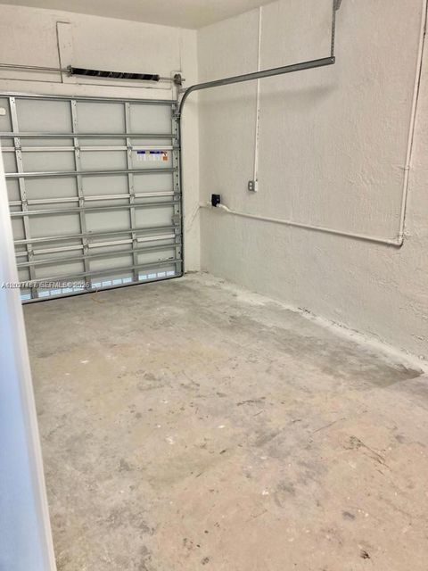 Tiny photo for 1070 SE 26th Ter, Homestead, FL 33035 (MLS # A12027487)