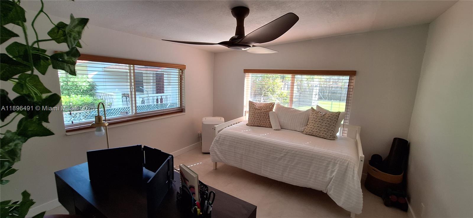 CORAL TERR SEC NO 2 - Residential Lease