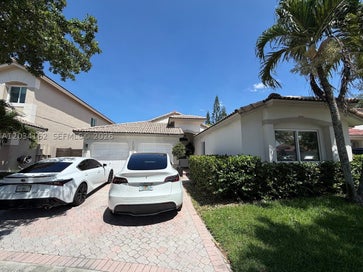 10900 NW 72nd St . Doral FL 33178