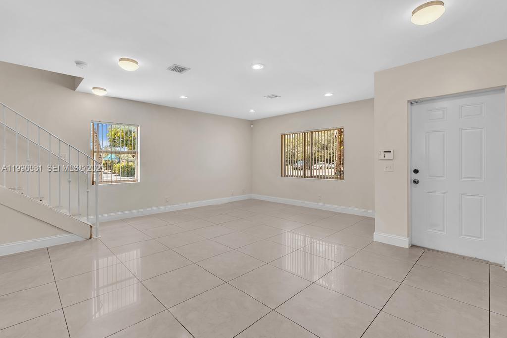 SEMINOLE FOREST - Residential