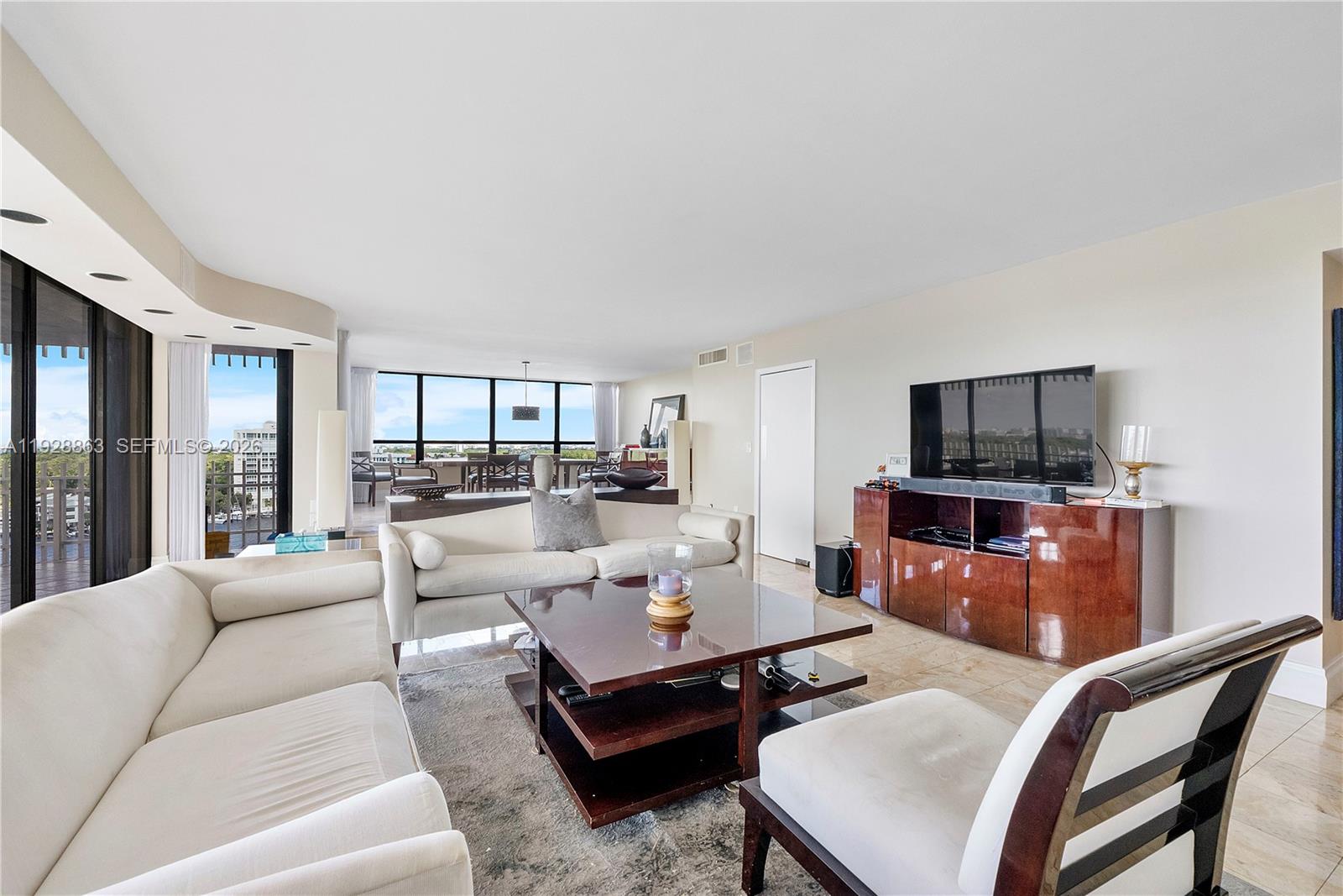 2 Grove Isle Dr B1110