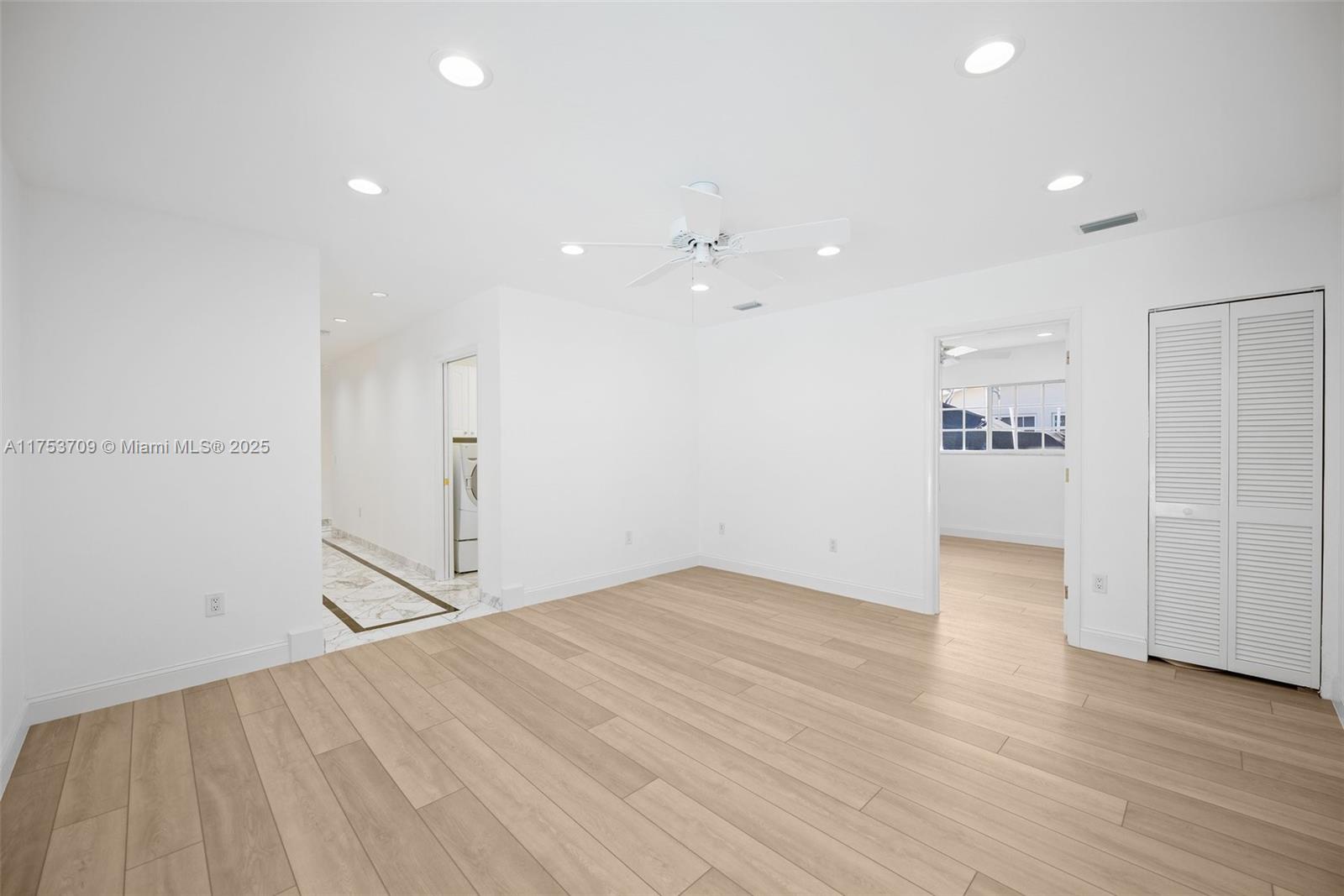 JANEMARY ESTATES - Residential