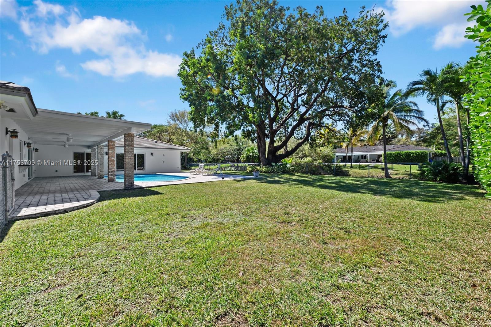 JANEMARY ESTATES - Residential