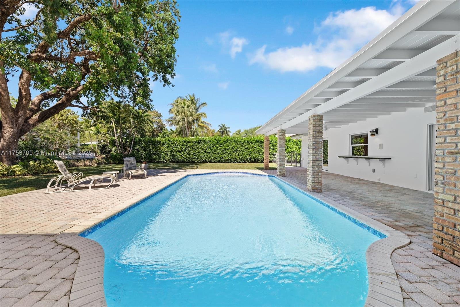 JANEMARY ESTATES - Residential