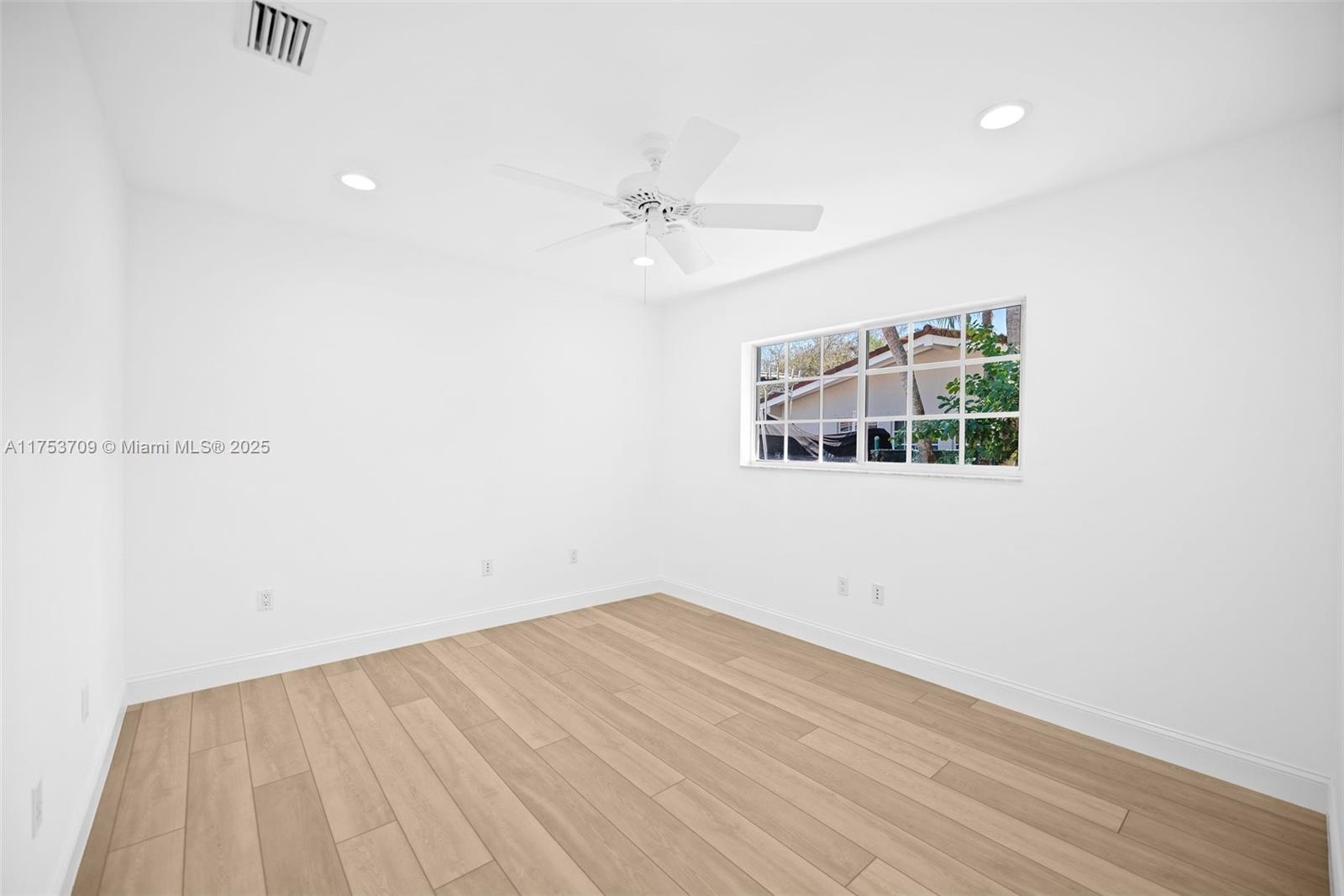 JANEMARY ESTATES - Residential