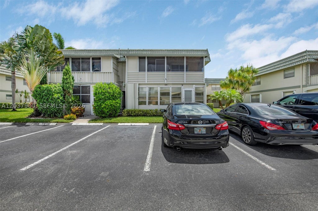 Photo of 712 Monaco O #712, Delray Beach, FL 33446 (MLS # A12037900)