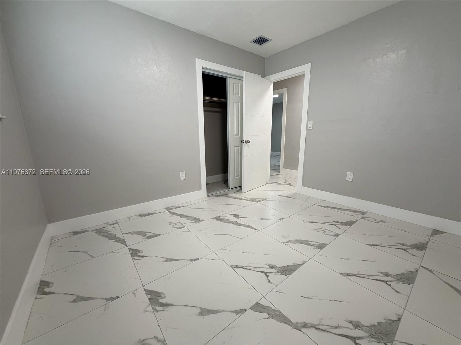 HIALEAH 6TH ADDN - Residential Lease