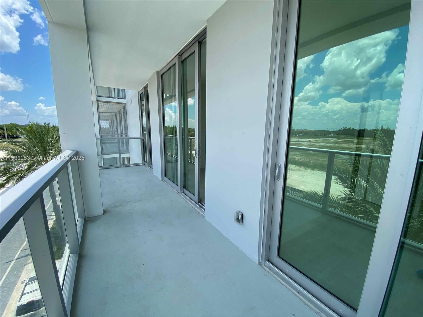 METROPICA NORTH TOWER ONE - Residential