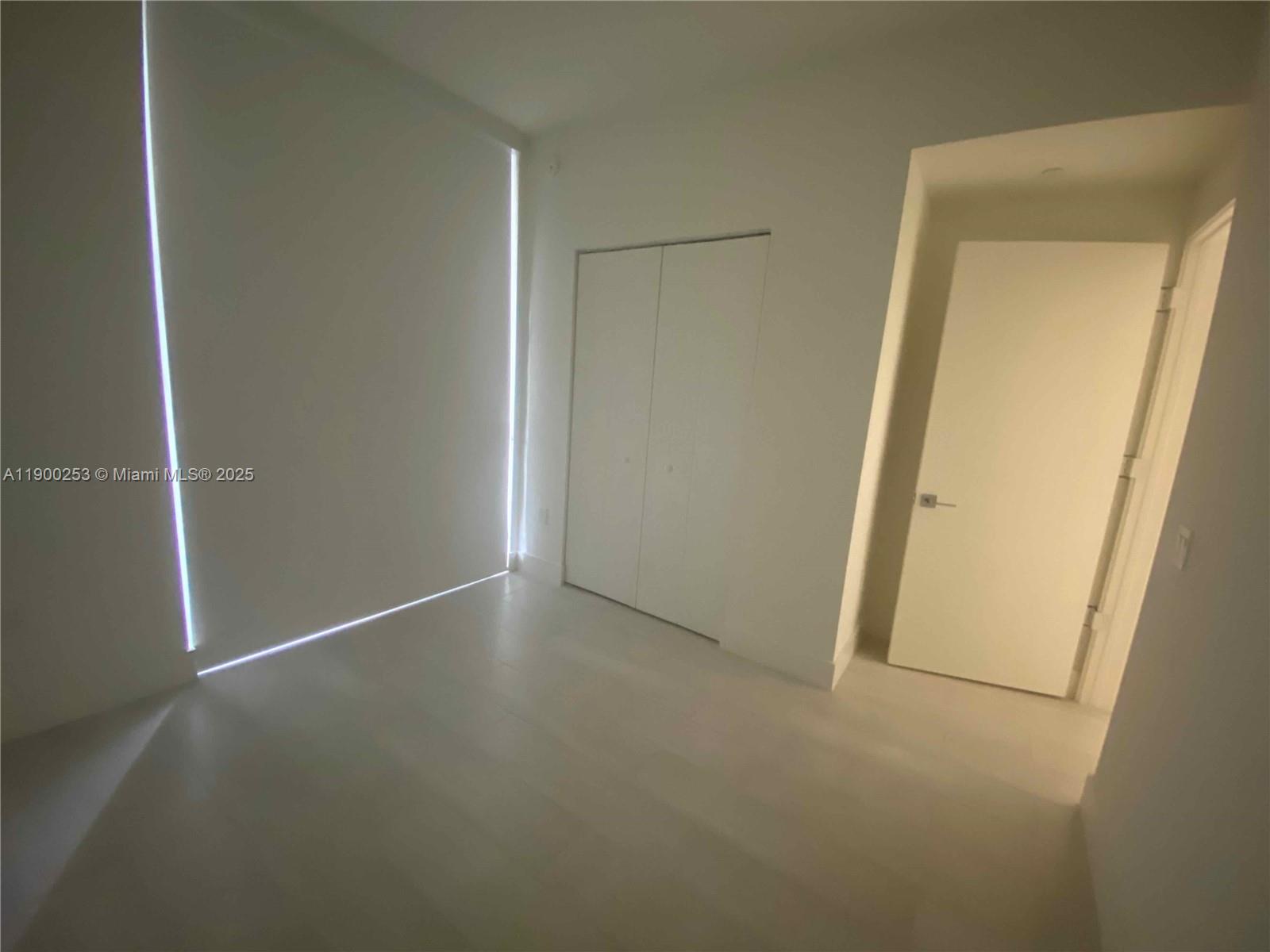 METROPICA NORTH TOWER ONE - Residential