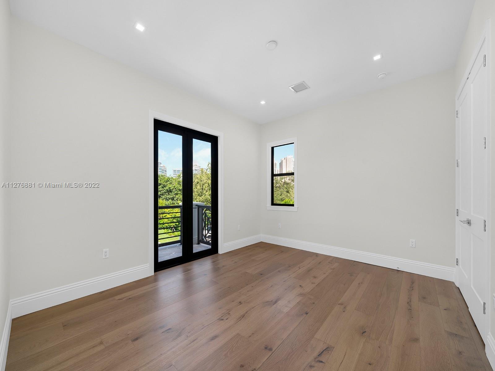 COCONUT PALM ESTATES - Residential