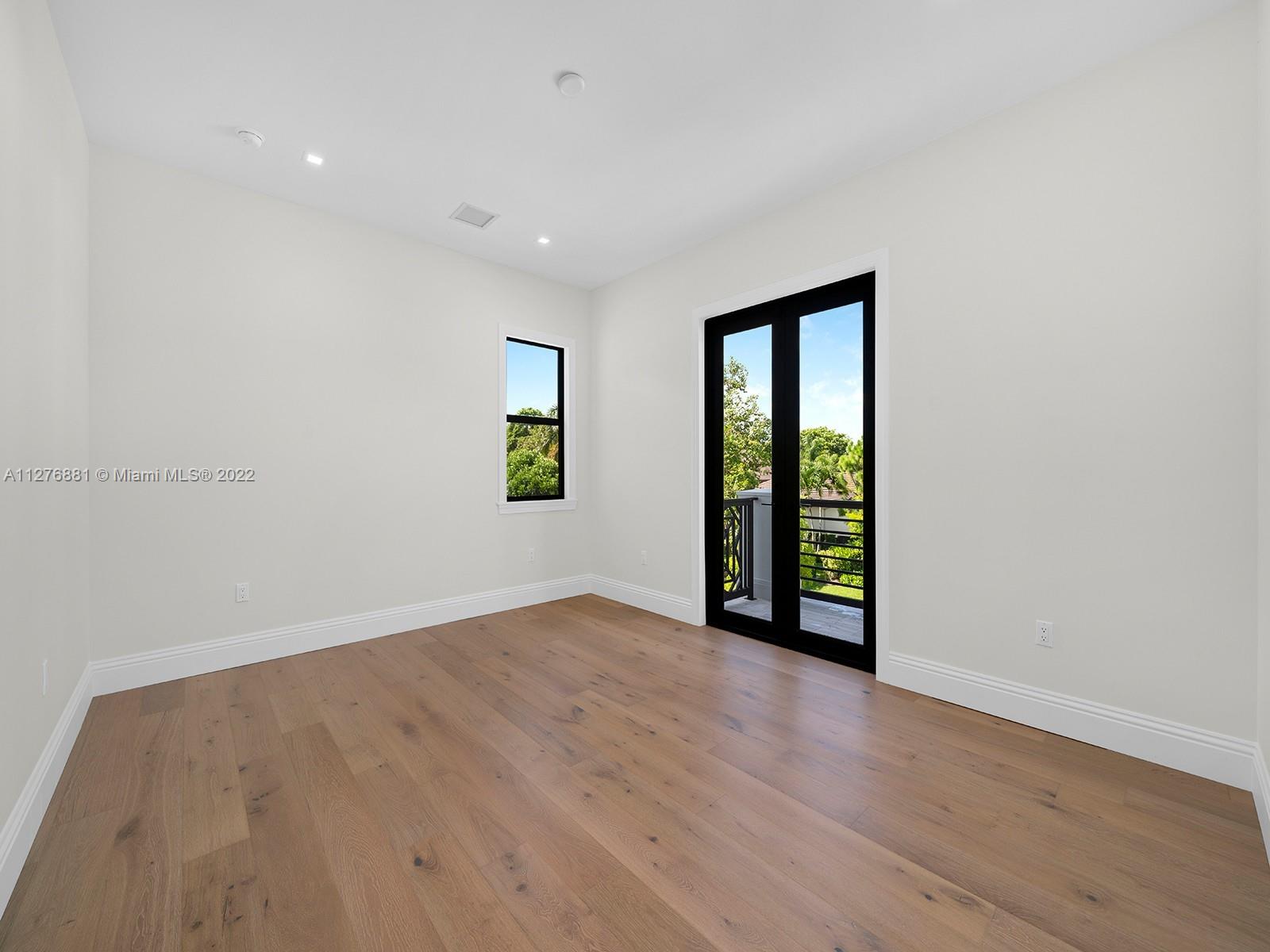 COCONUT PALM ESTATES - Residential