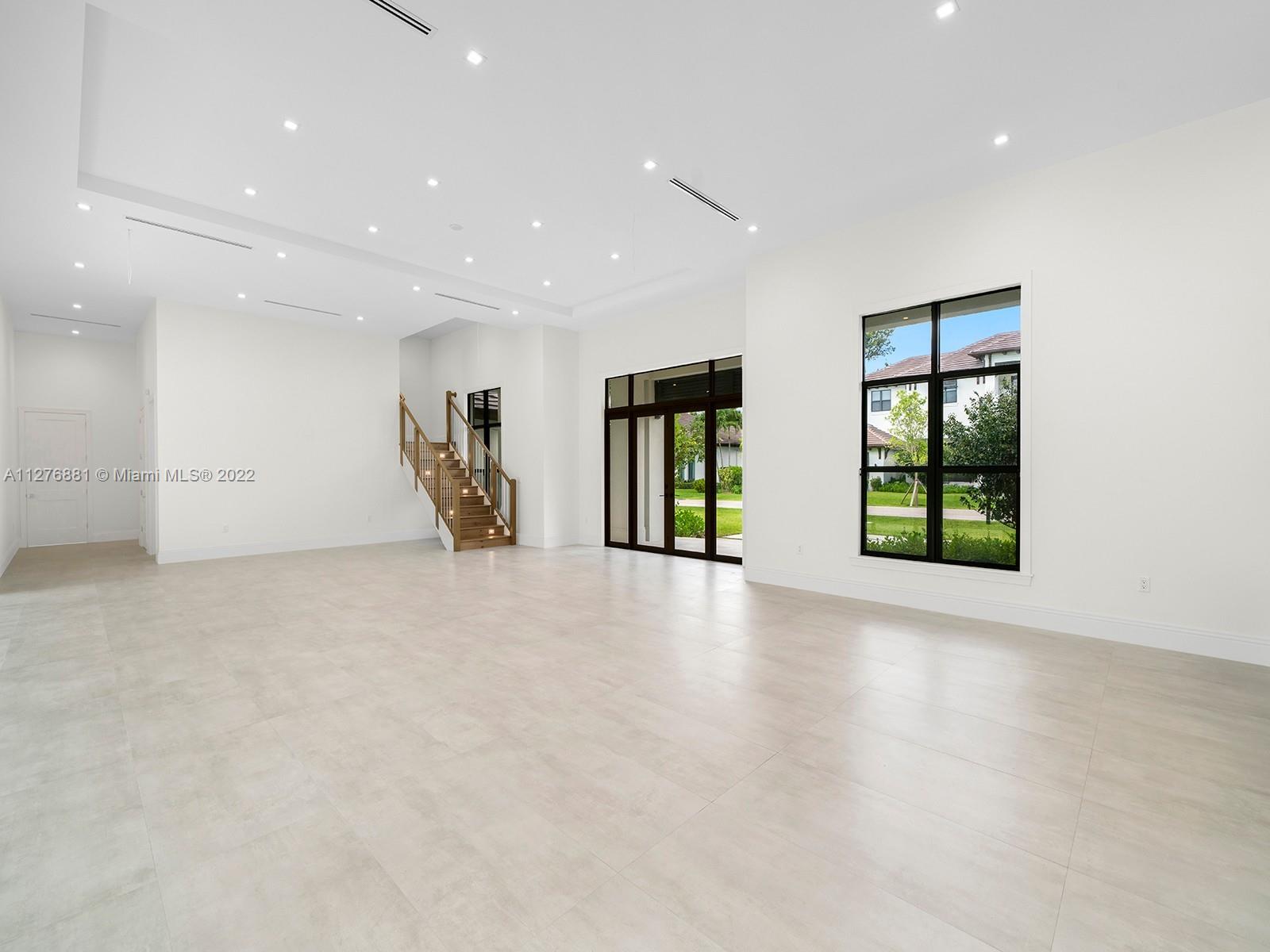 COCONUT PALM ESTATES - Residential