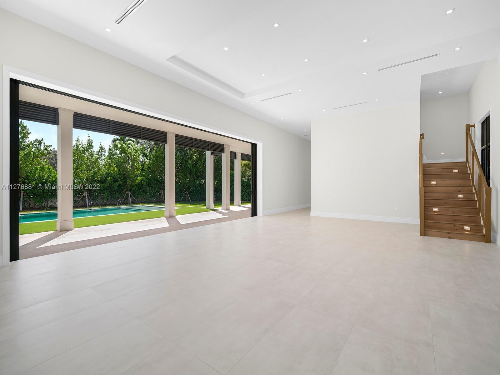 COCONUT PALM ESTATES - Residential