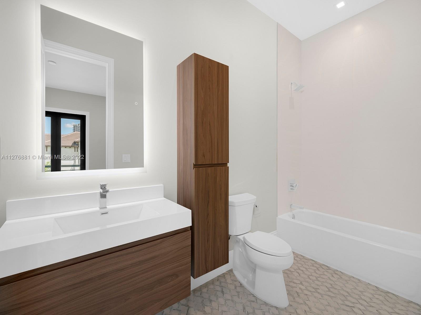 COCONUT PALM ESTATES - Residential