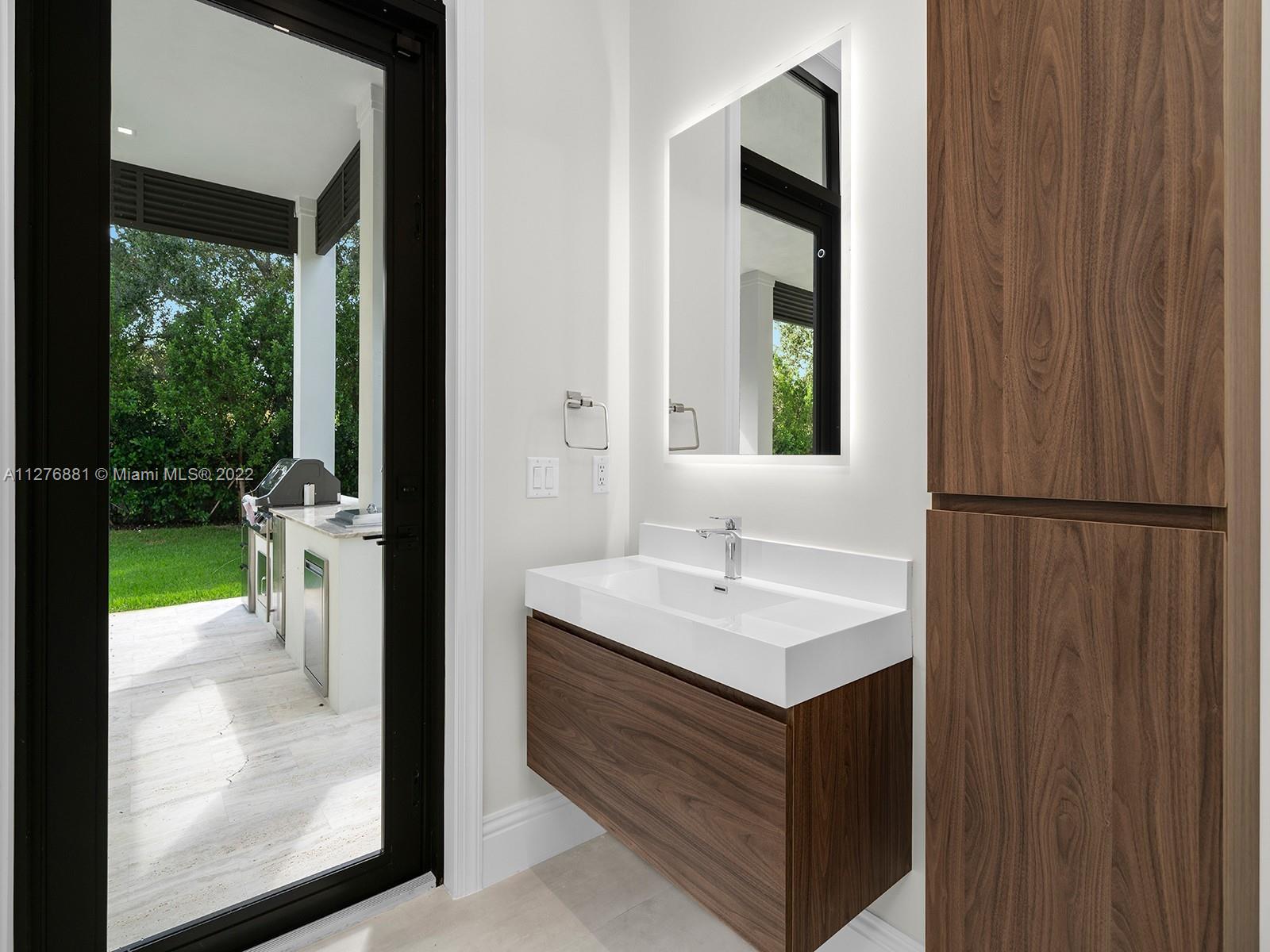 COCONUT PALM ESTATES - Residential