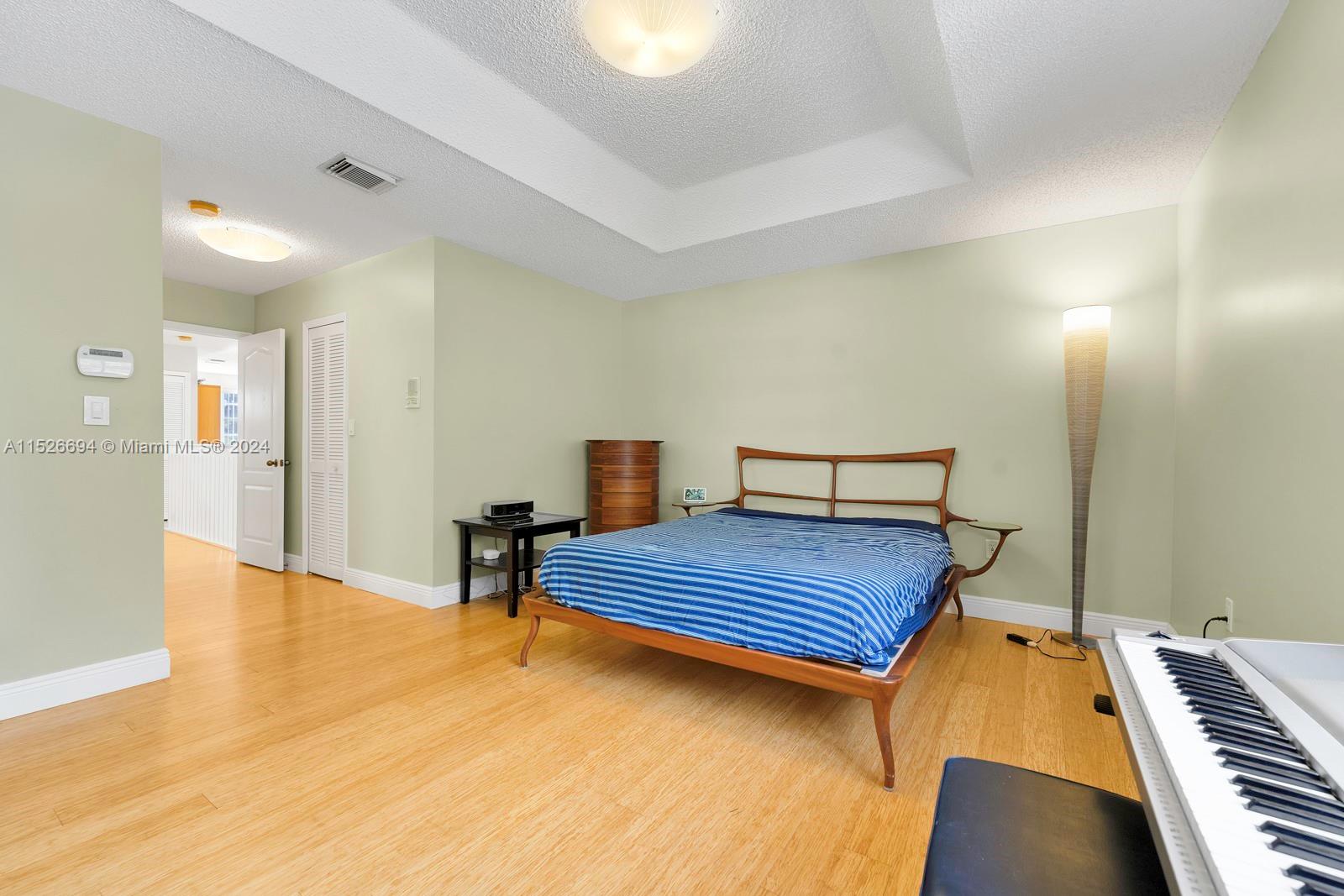 FOREST LAKES ESTATES SEC - Residential