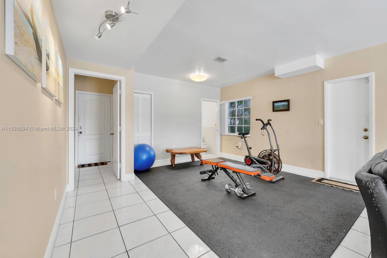 FOREST LAKES ESTATES SEC - Residential