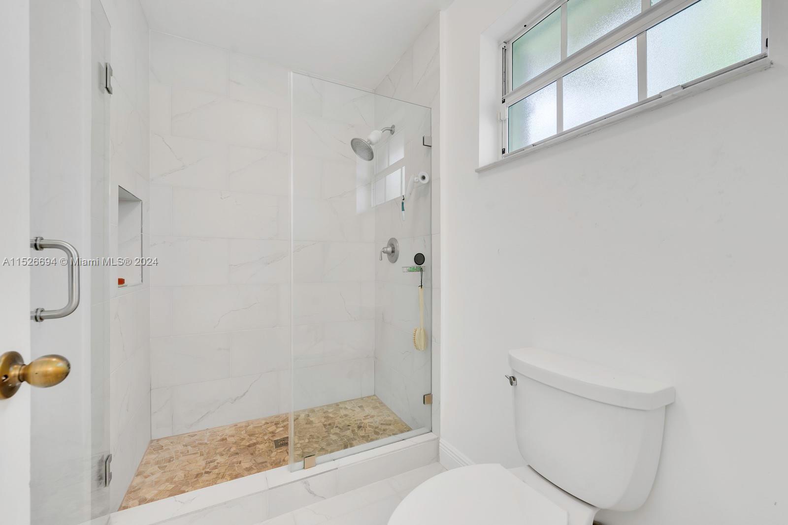 FOREST LAKES ESTATES SEC - Residential
