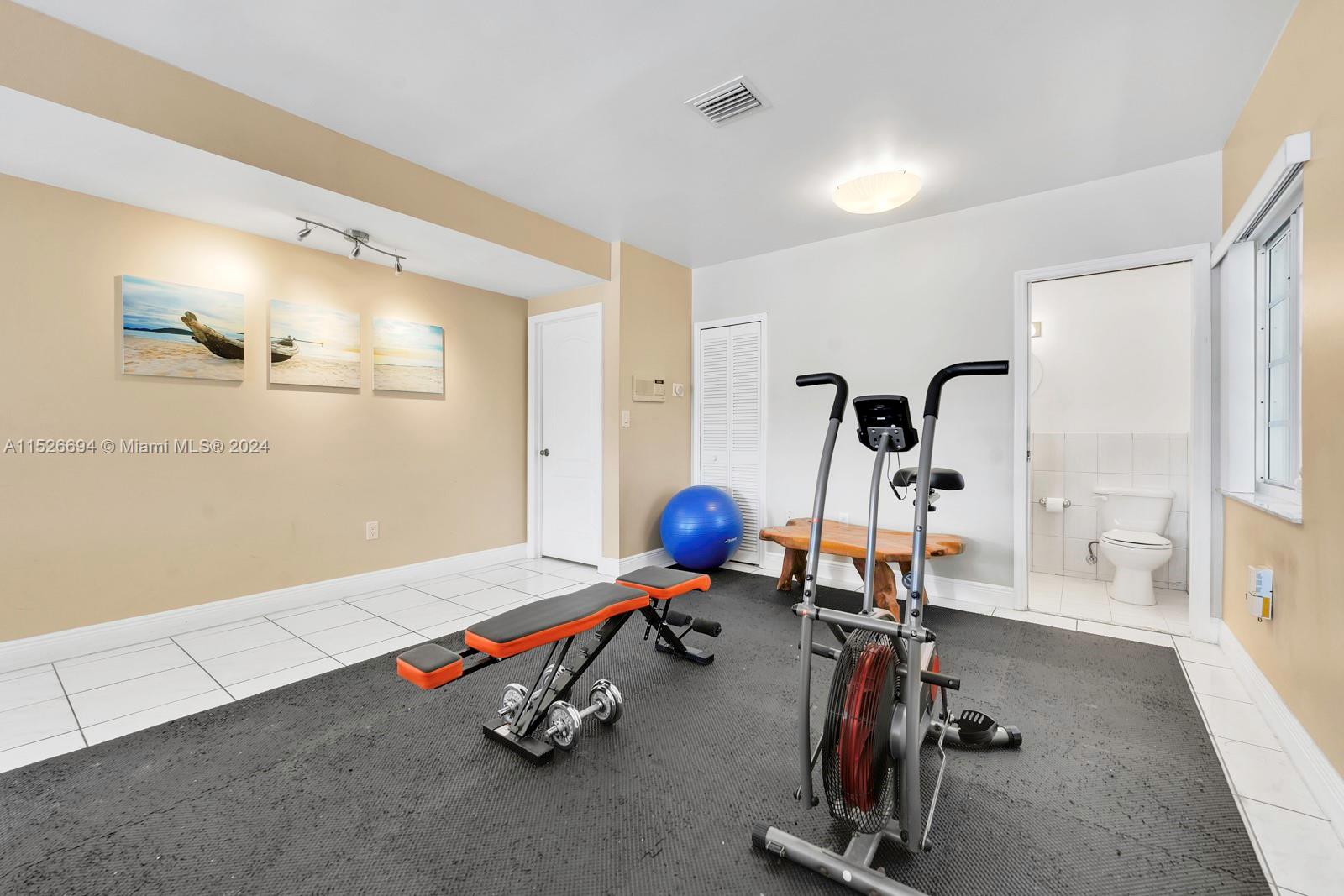 FOREST LAKES ESTATES SEC - Residential