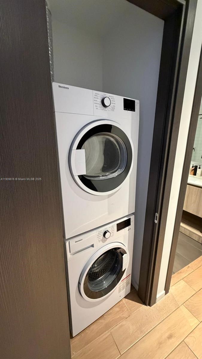 MAP OF MIAMI DADE CO. FL. - Residential