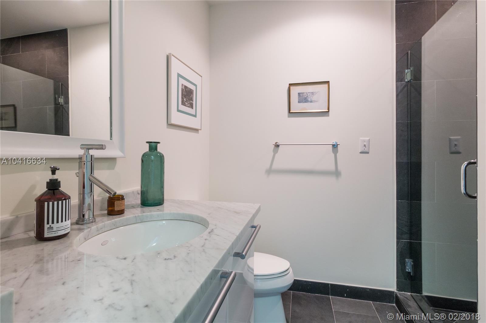 900 BISCAYNE BAY CONDO - Residential Lease