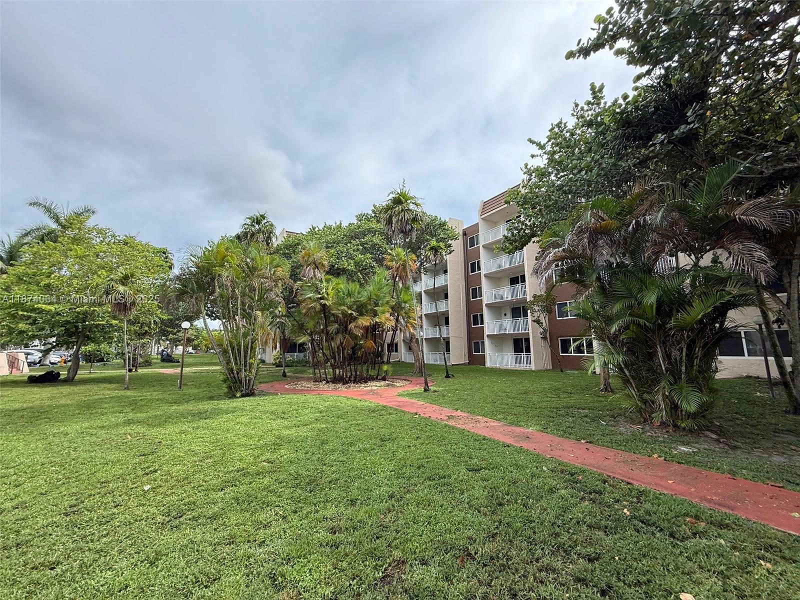 CORAL GATE EAST CONDO - Residential