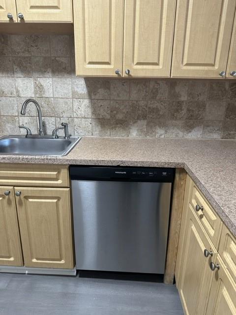 Great corner condo with 2 bedrooms and 1 bath on the 2nd floor in prime location. Laminate floors throughout, stainless steel appliances, very spacious bedrooms and huge closets. Ready to be occupied for the perfect tenants. Near Baptist Hospital, MDCC, 874/ Palmetto Expressway, US1, 836 Expressway, Shopping Center and Dadeland Mall. ONLY FIRST MONTH AND ONE MONTH SECURITY DEPOSIT TO MOVE IN.