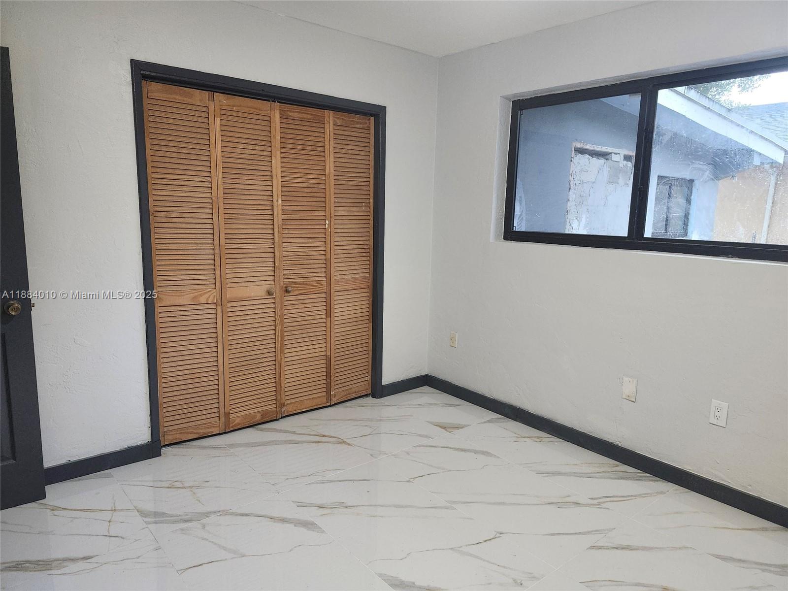 BISCAYNE AVE TRACT - Residential Lease