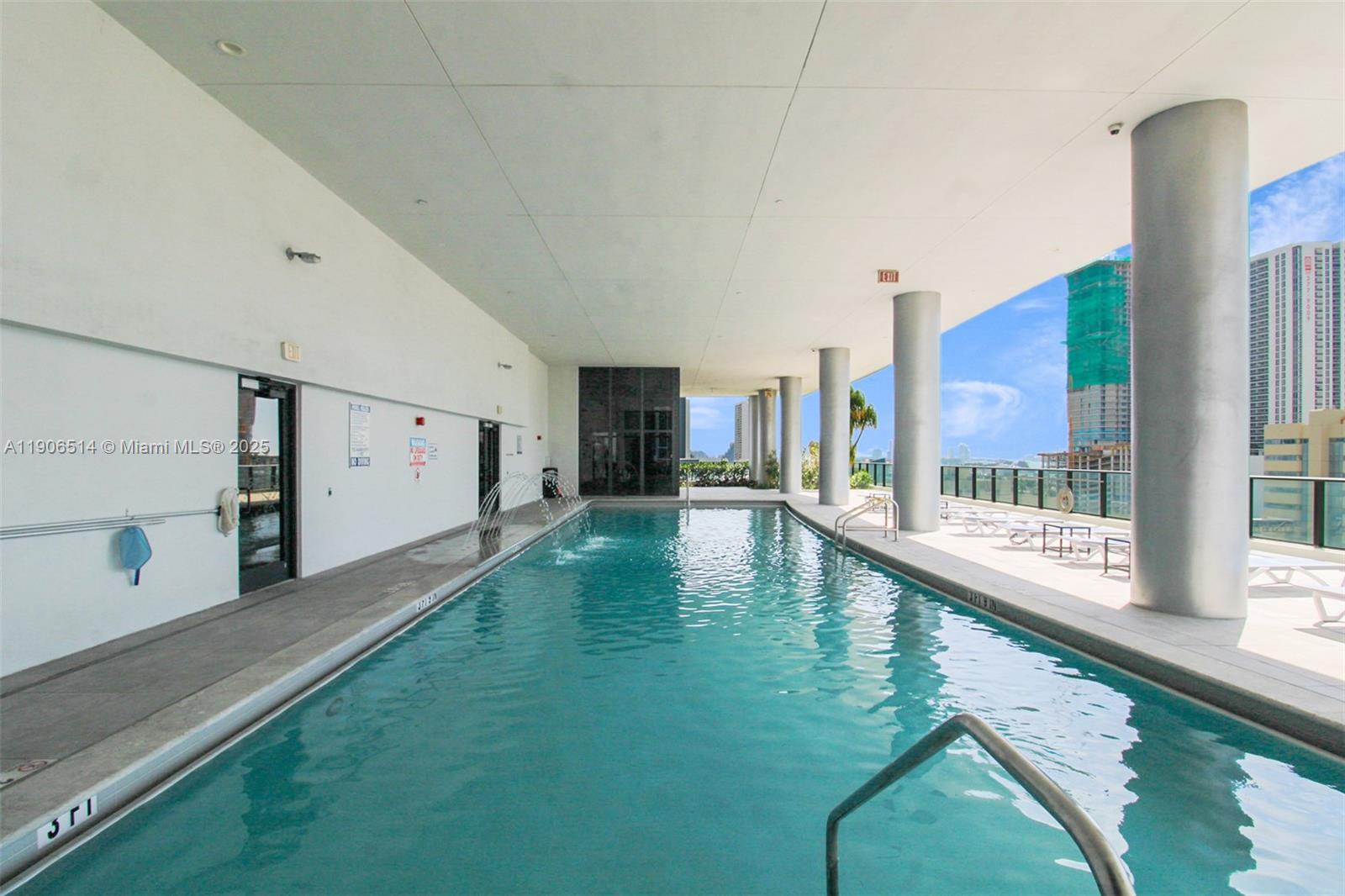 CANVAS CONDO - Residential