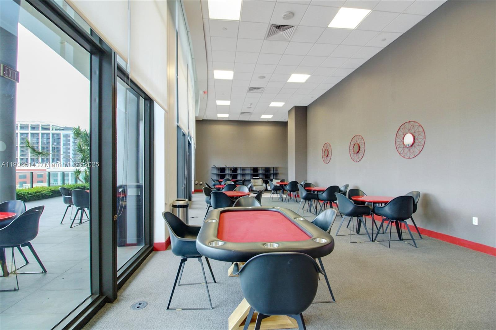 CANVAS CONDO - Residential