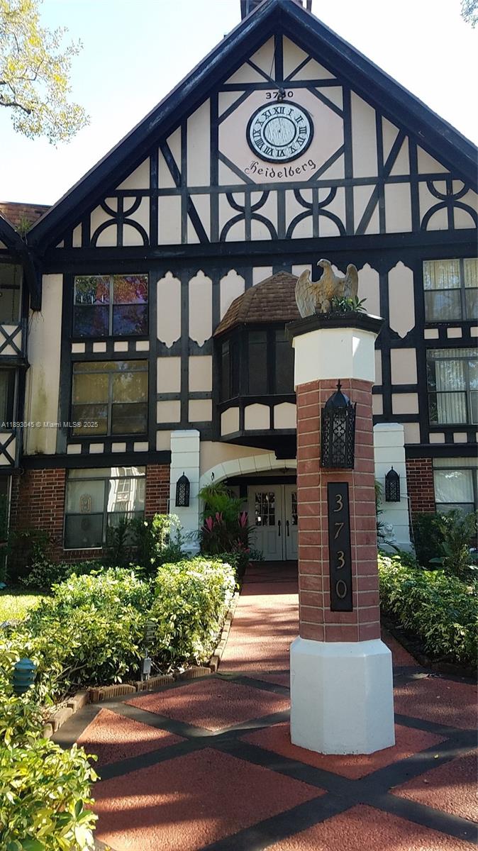 INTERNATIONAL VILLAGE AT - Residential Lease