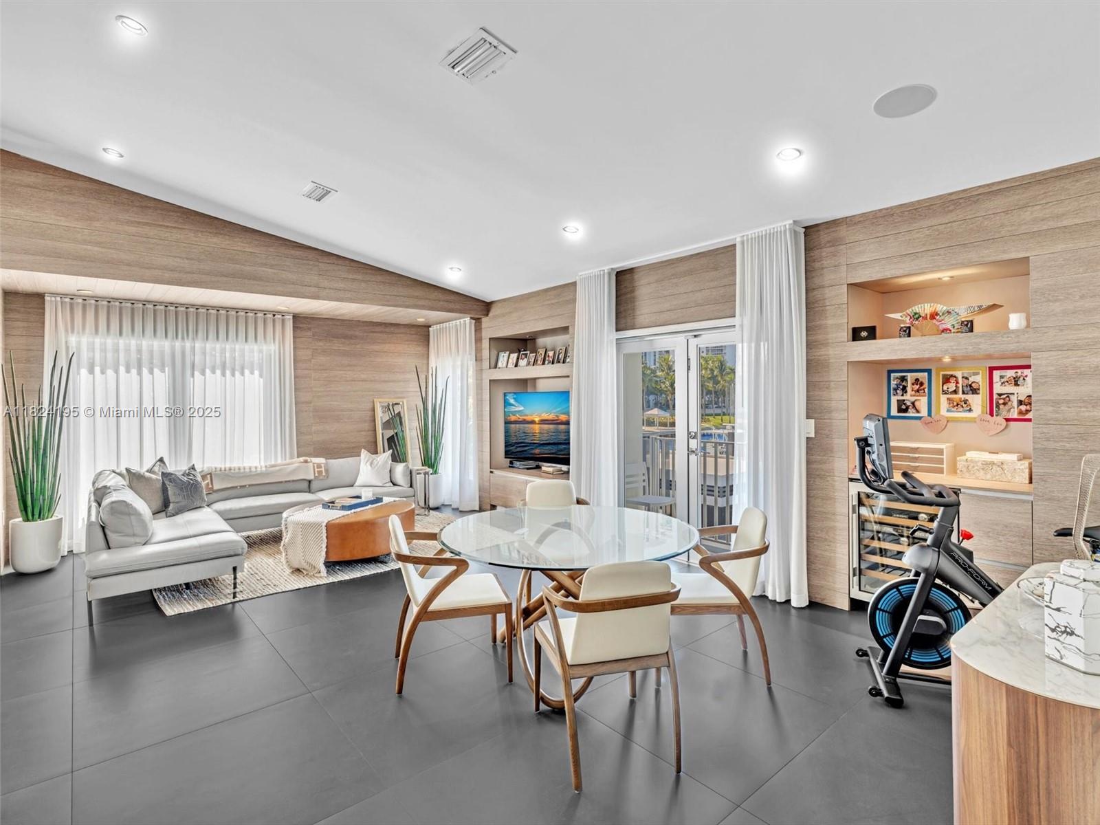 GOLDEN ISLES ESTATES FIRS - Residential Lease