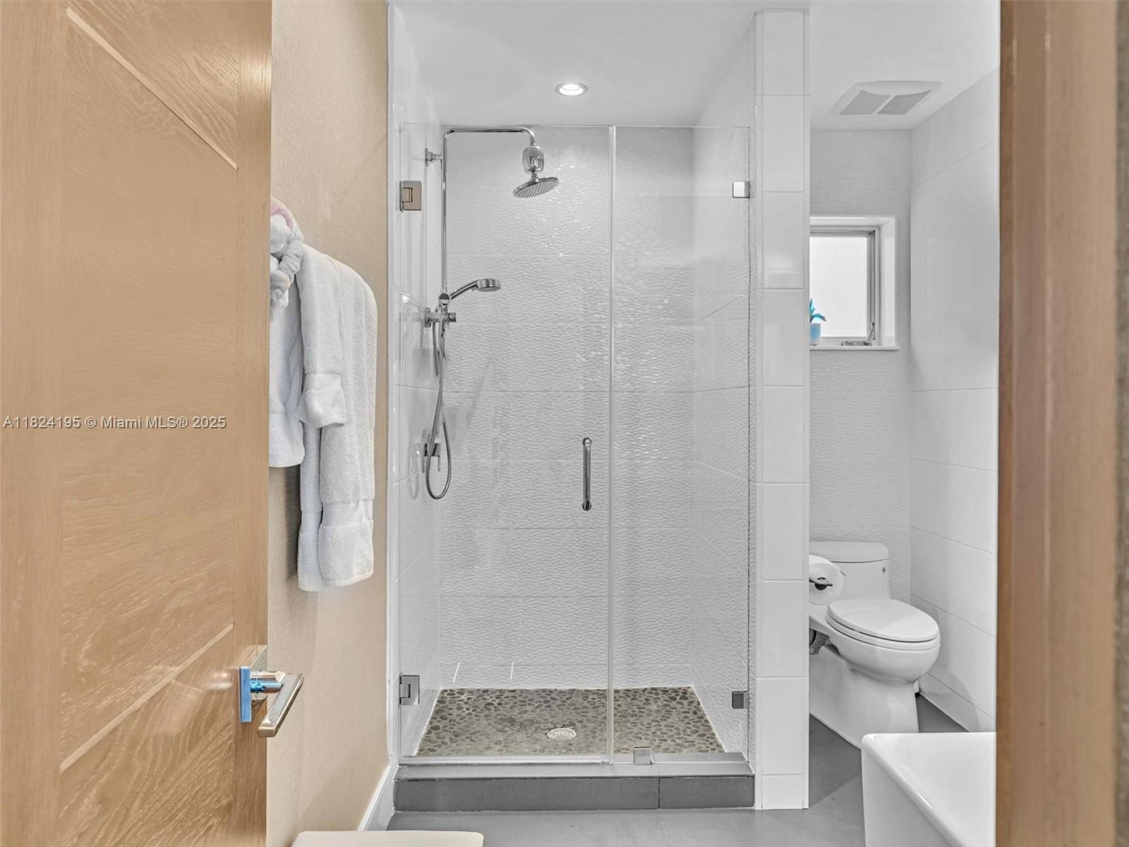 GOLDEN ISLES ESTATES FIRS - Residential Lease