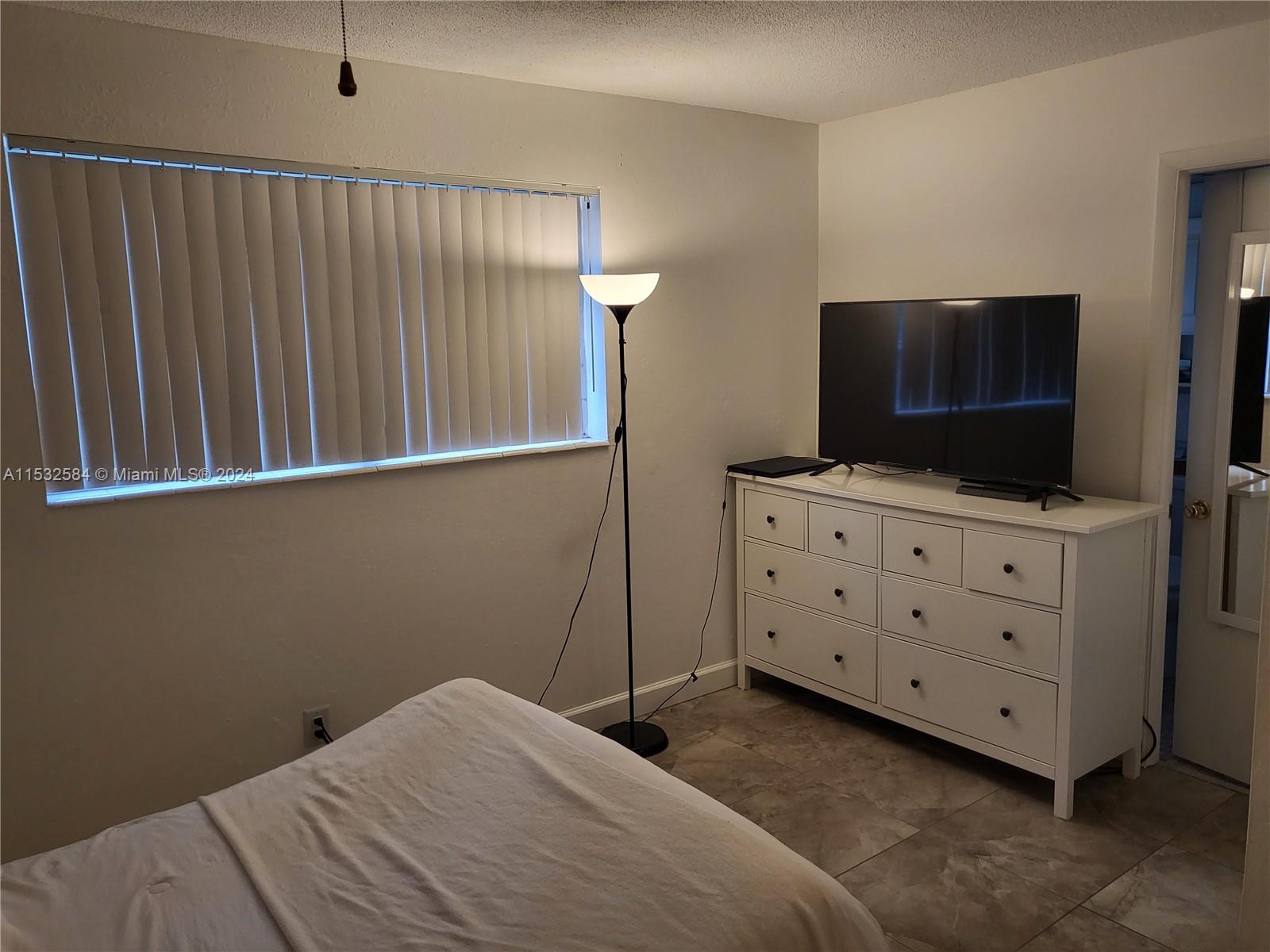 RONOLA APTS CONDO - Residential Lease