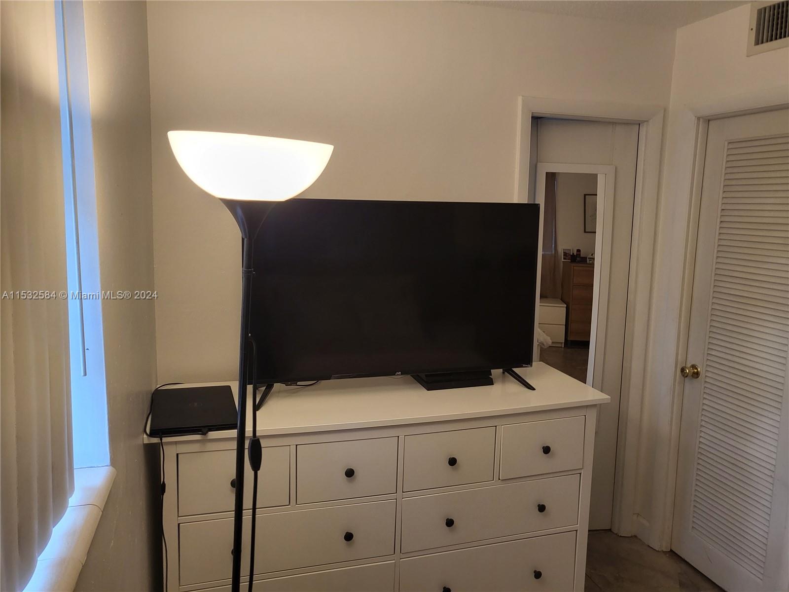 RONOLA APTS CONDO - Residential Lease