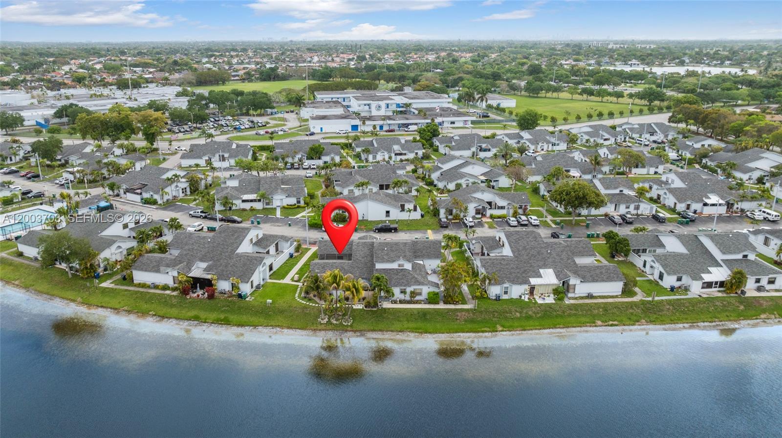 WESTWIND LAKES GARDEN HOM - Residential