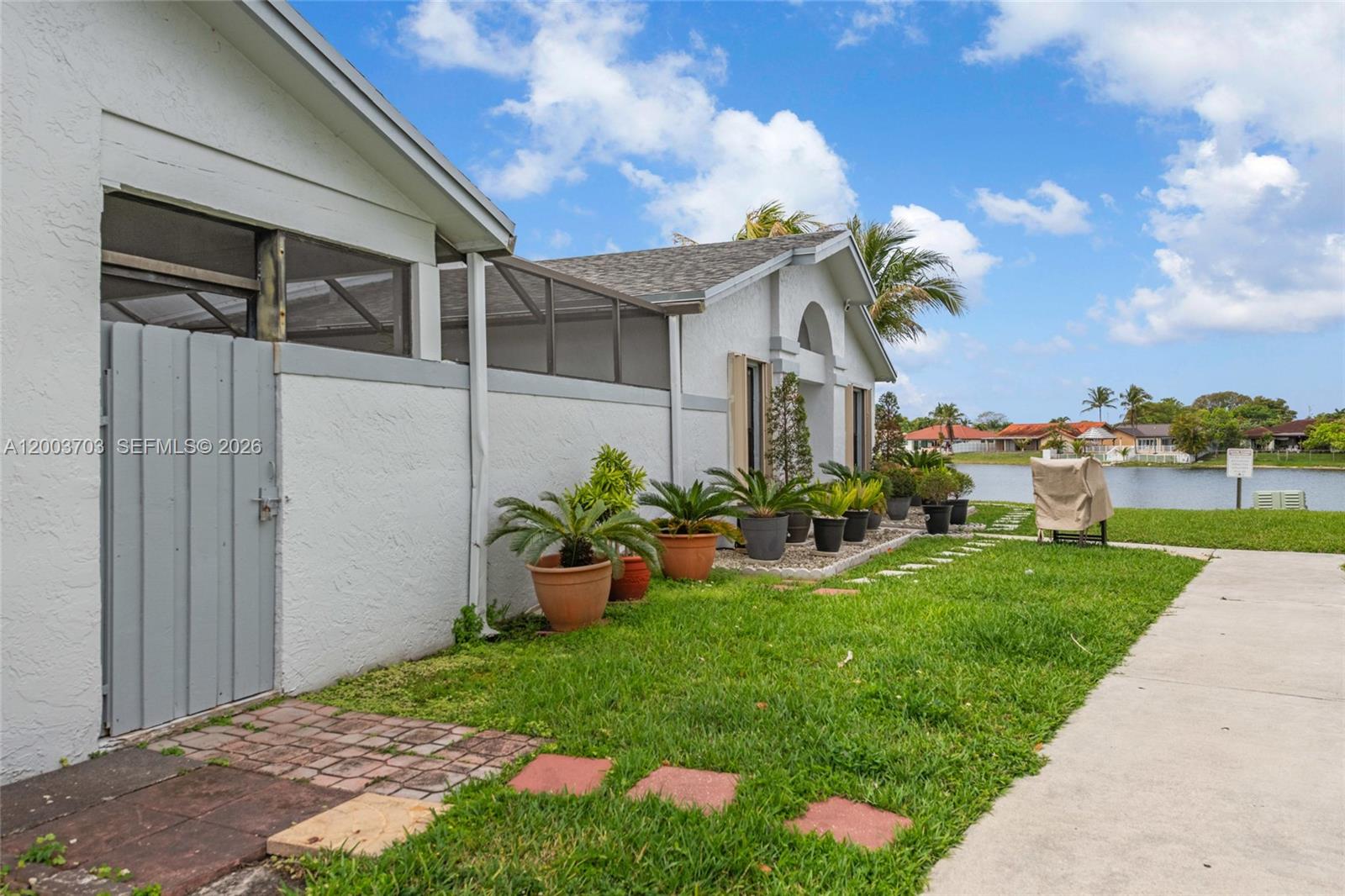 WESTWIND LAKES GARDEN HOM - Residential