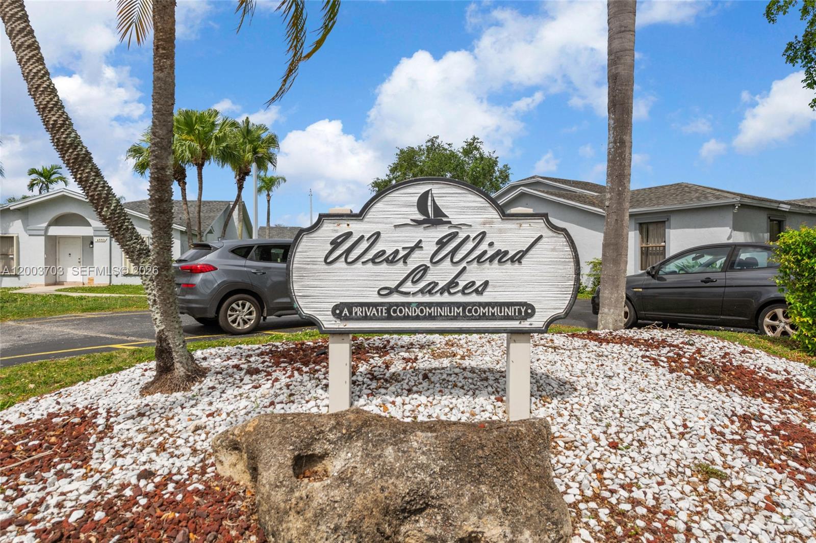 WESTWIND LAKES GARDEN HOM - Residential