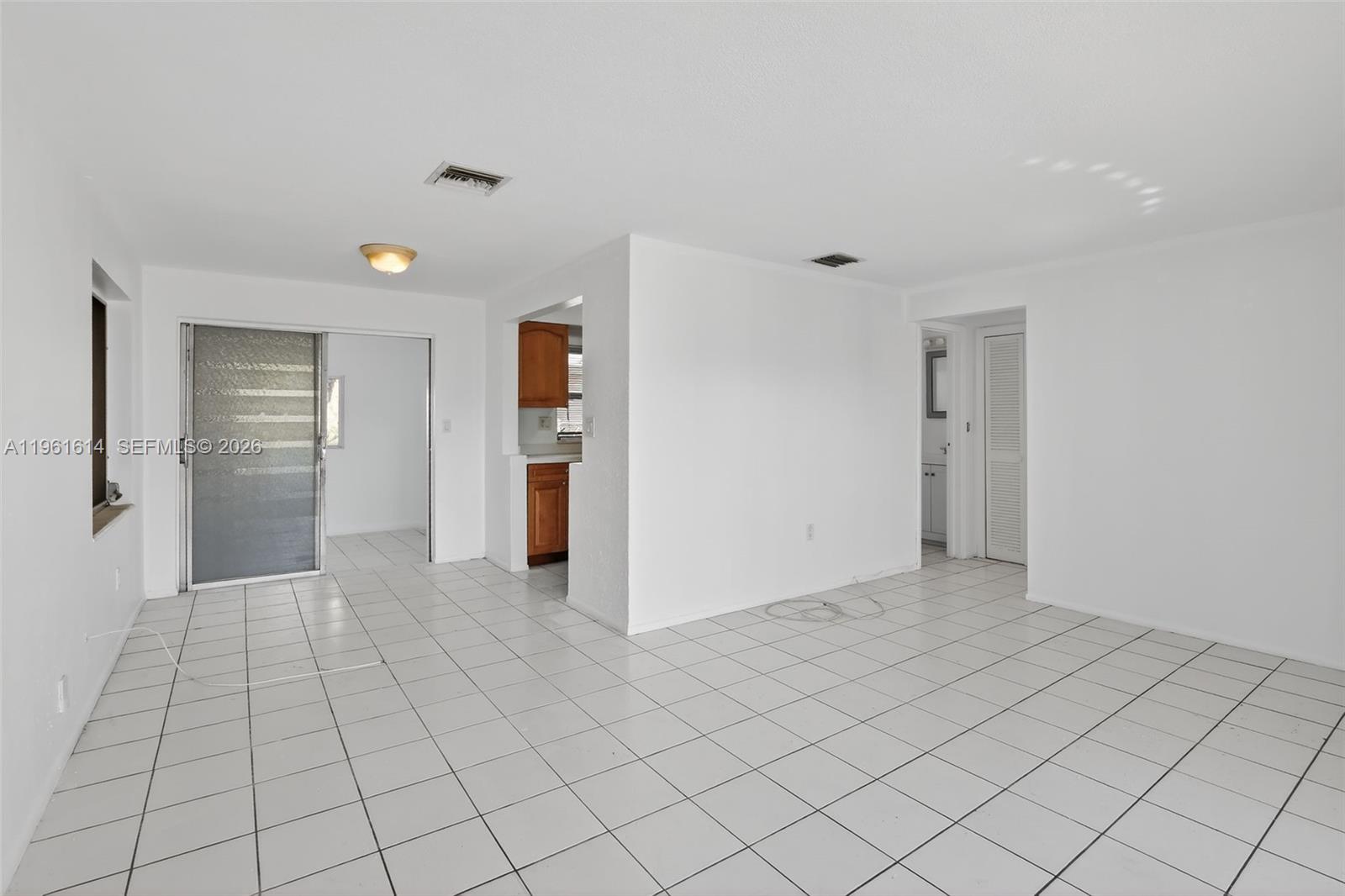 GOLD KEY VILLAS - Residential