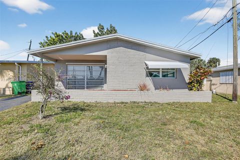 Photo of 6853 NW 26th Ct, Sunrise, FL 33313 (MLS # A11961614)