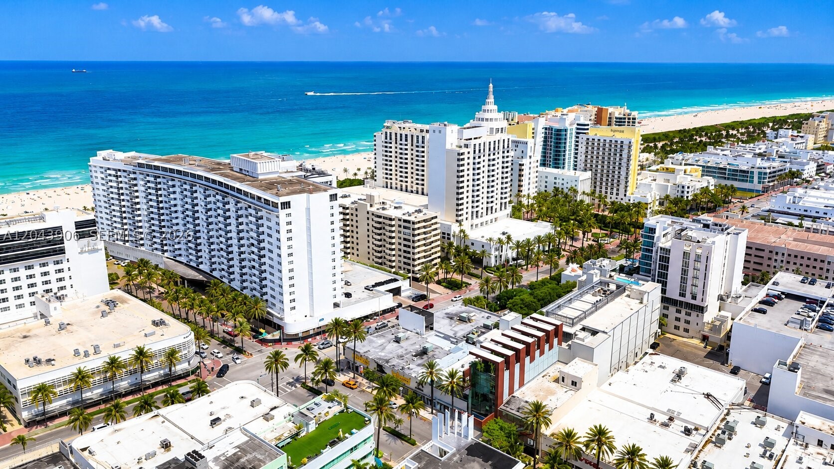 1623 Collins Ave 415