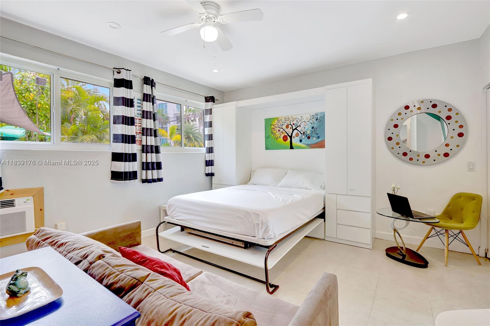 320 Hendricks Isle 4