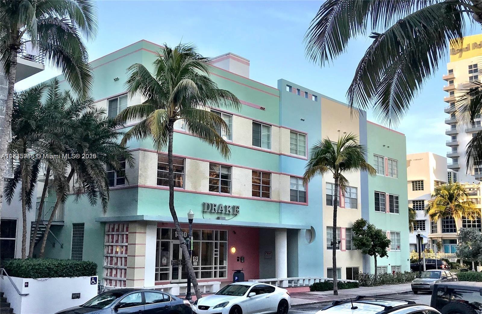 Property for Sale at 1460 Ocean Dr 204, Miami Beach, Miami-Dade County, Florida - Bedrooms: 2 
Bathrooms: 2  - $389,000
