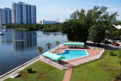 2910 Point East Dr M609 Aventura FL 33160