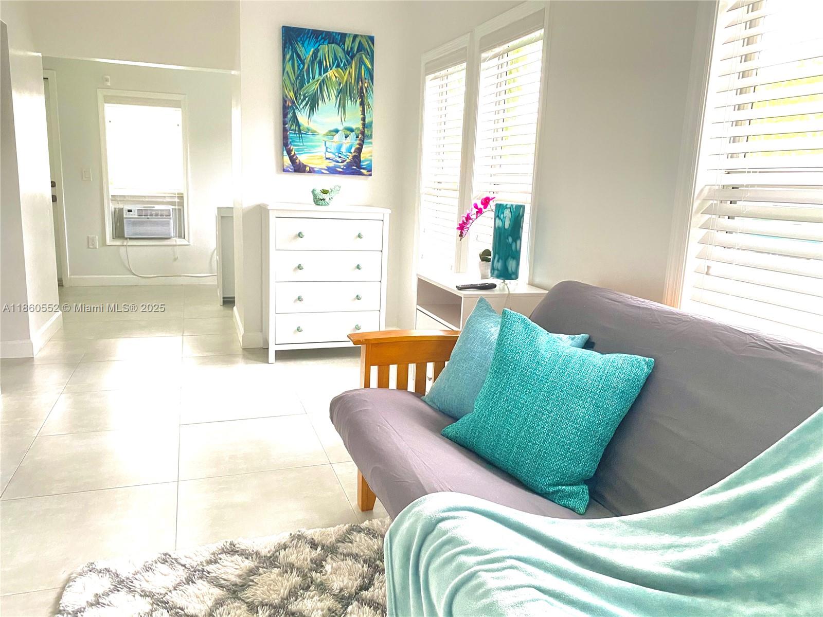 SHADOWLAWN - Residential Lease