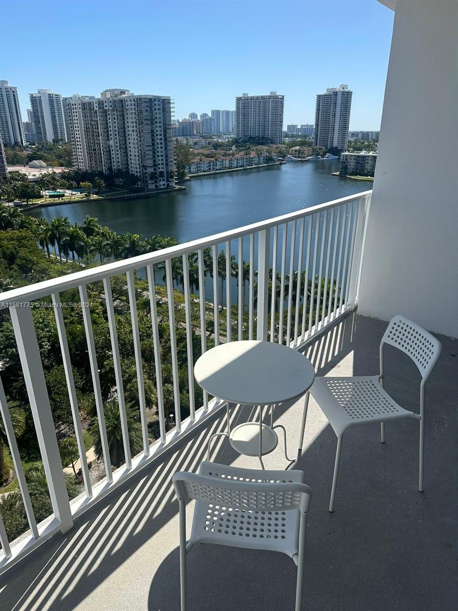Within minutes from Aventura mall and the beach centrally located, amazing bay and green view, facing garden and water, renovated kitchen, bathroom and floor Comfortable and spacious bedroom, nice building with great amenities , 2 pools , barbecue, billiard room, club house, clubroom, common laundry ,courtesy bus, elevator, exercise room , handball/basketball, library, tennis court, trash chute, new gym pool, solarium , rental spree ,transunion OR MYRENTAL , credit report ,credit score ( ask assoc credit score req. ), picture id, proof of incomes( pay stubs or tax returns), Equal opportunity housing.FURNISHED OR UNFURNISHED