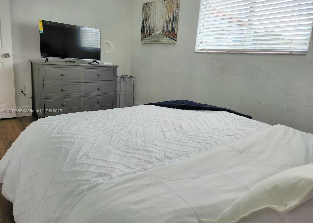 NEW SO MIAMI HEIGHTS SEC - Residential