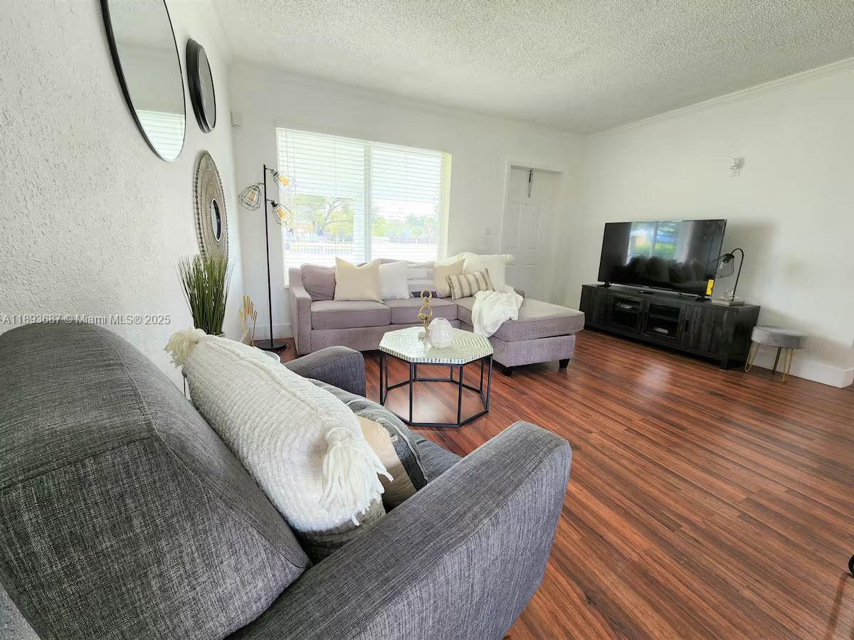 11301 Quail Roost Dr