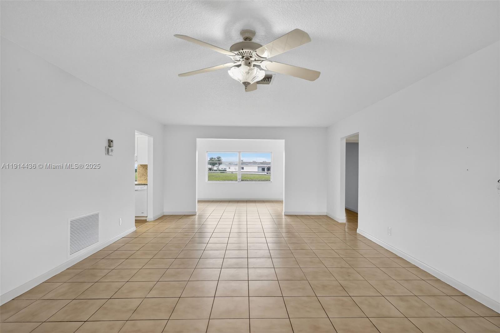 CYPRESS LAKES - Residential Lease