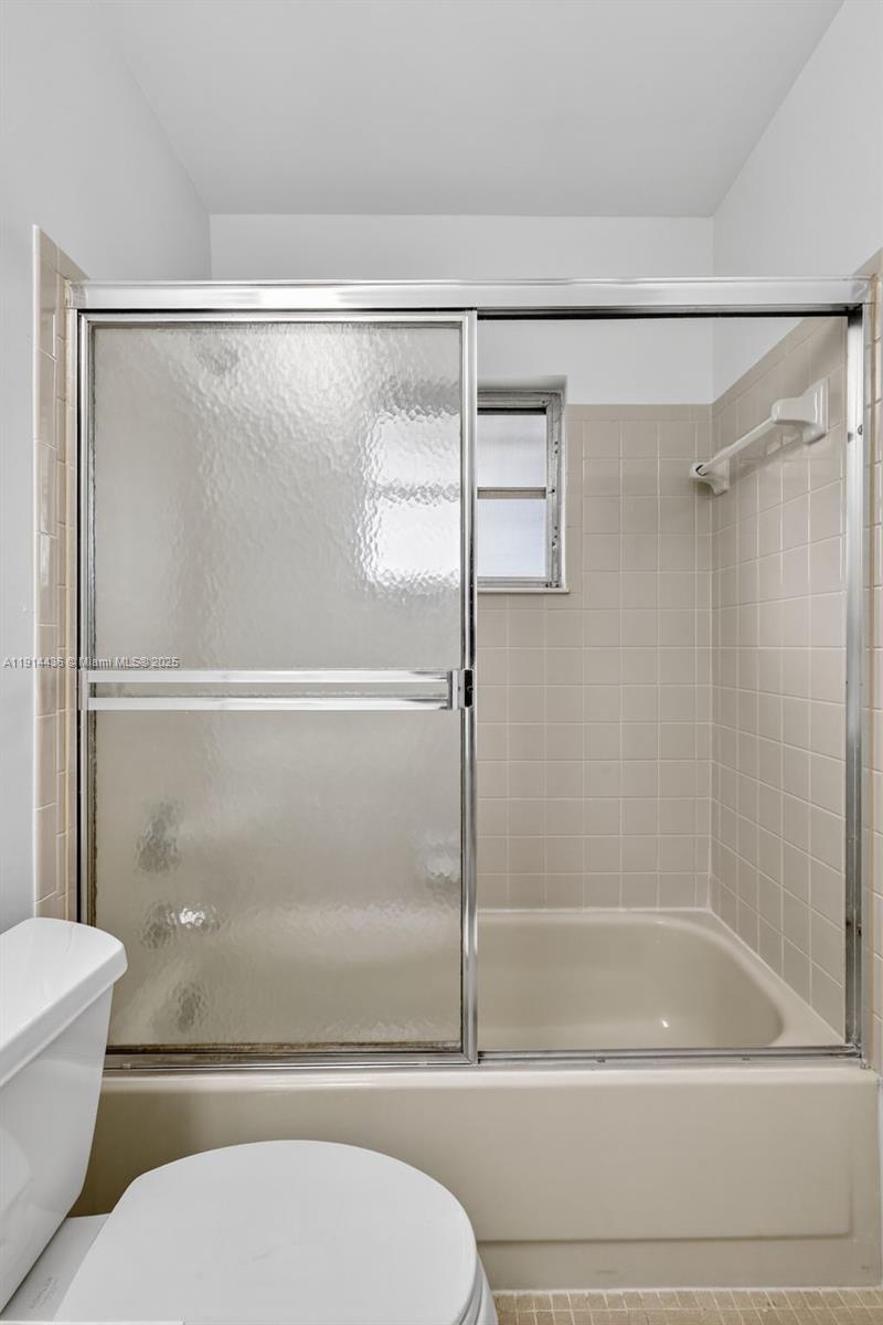 CYPRESS LAKES - Residential Lease